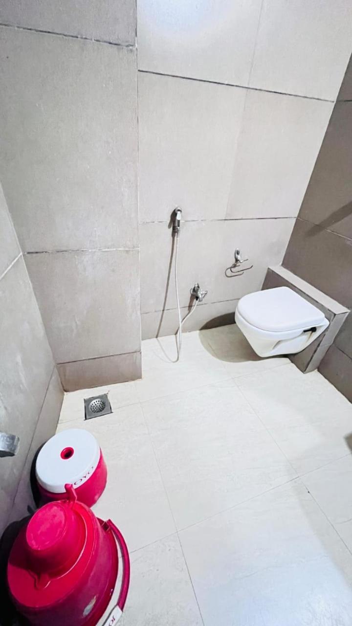 Hotel Ashoka Palace Ujjain Bagian luar foto