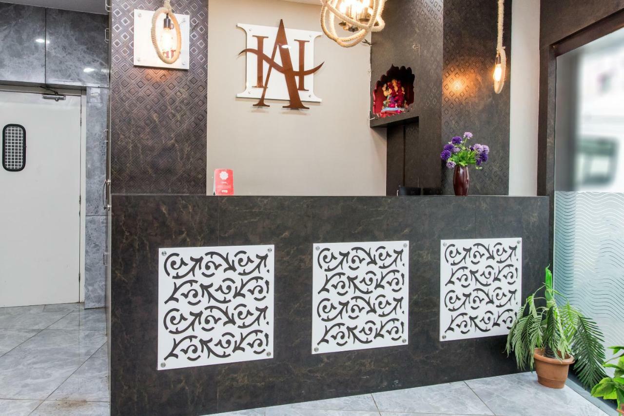 Hotel Ashoka Palace Ujjain Bagian luar foto